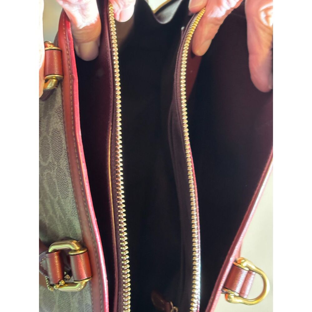 Coach Quinn Signature Canvas Satchel Bag - Picture 7 of 10